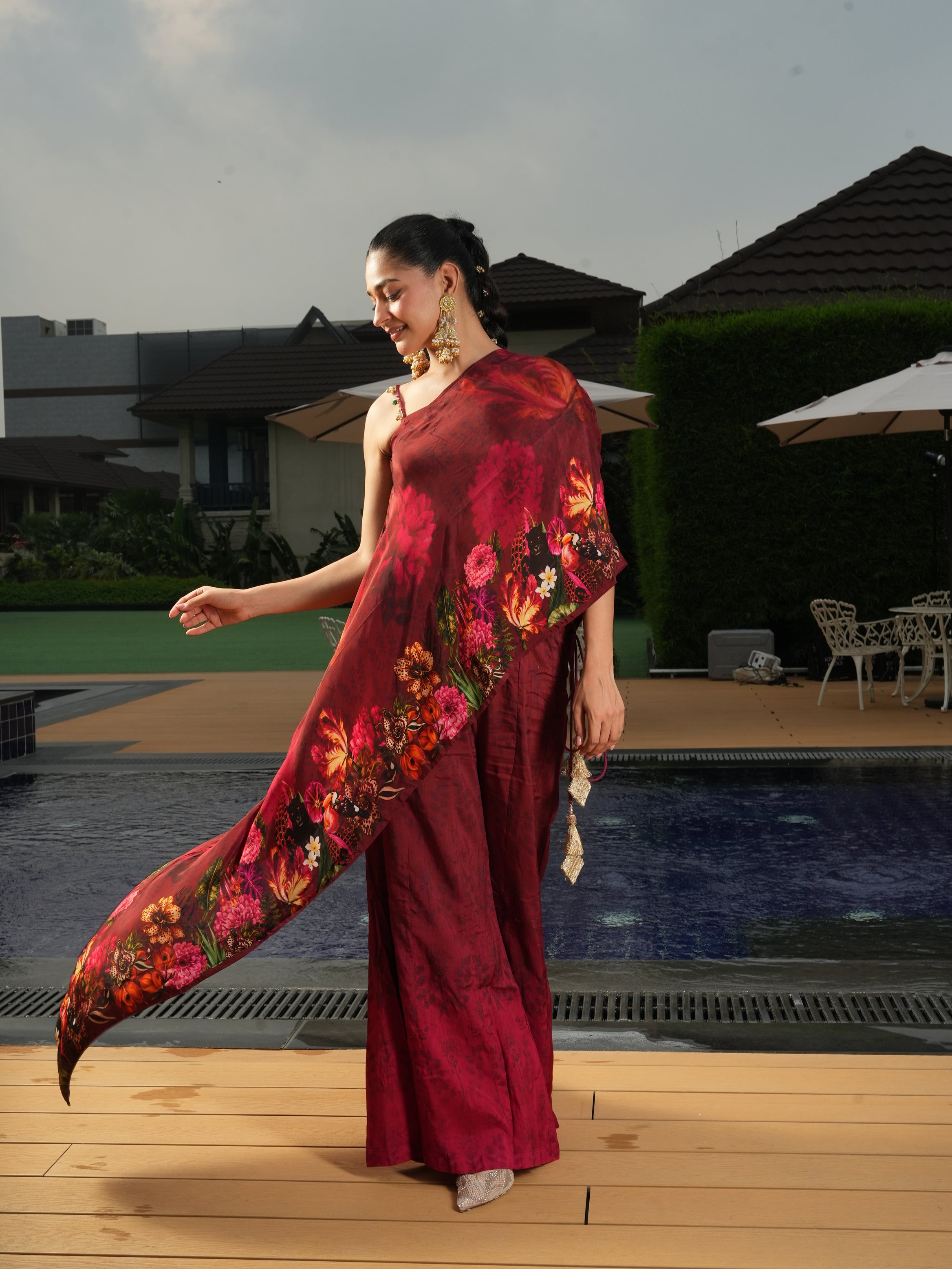 Ruby Adaa Cape Set