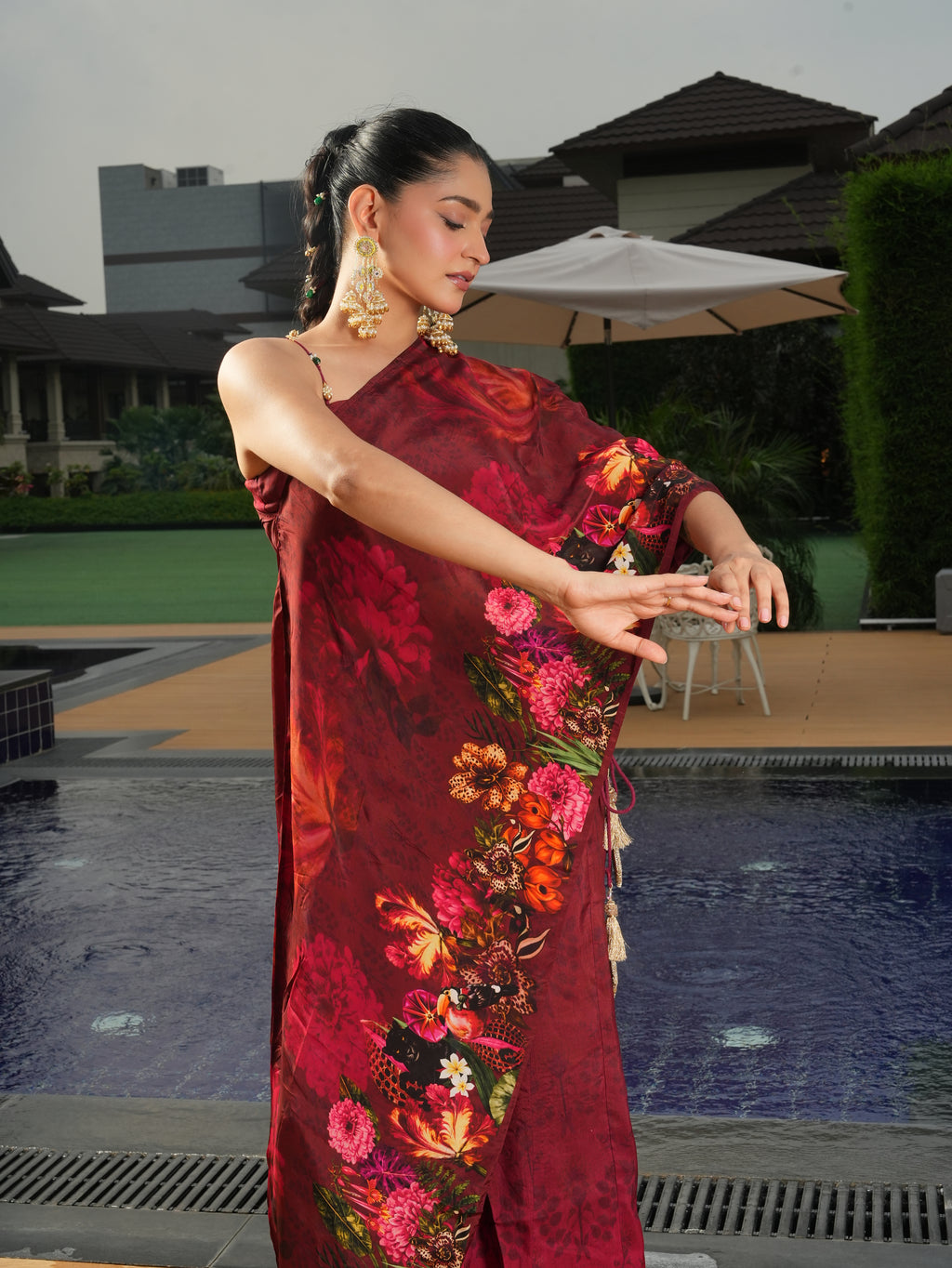 Ruby Adaa Cape Set